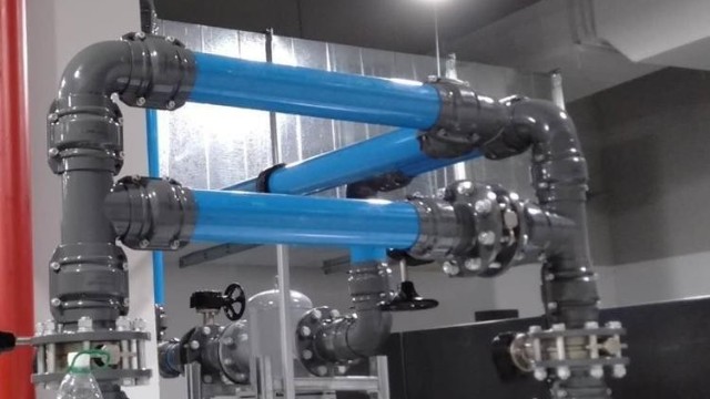 压缩空气管道能卡箍连接吗